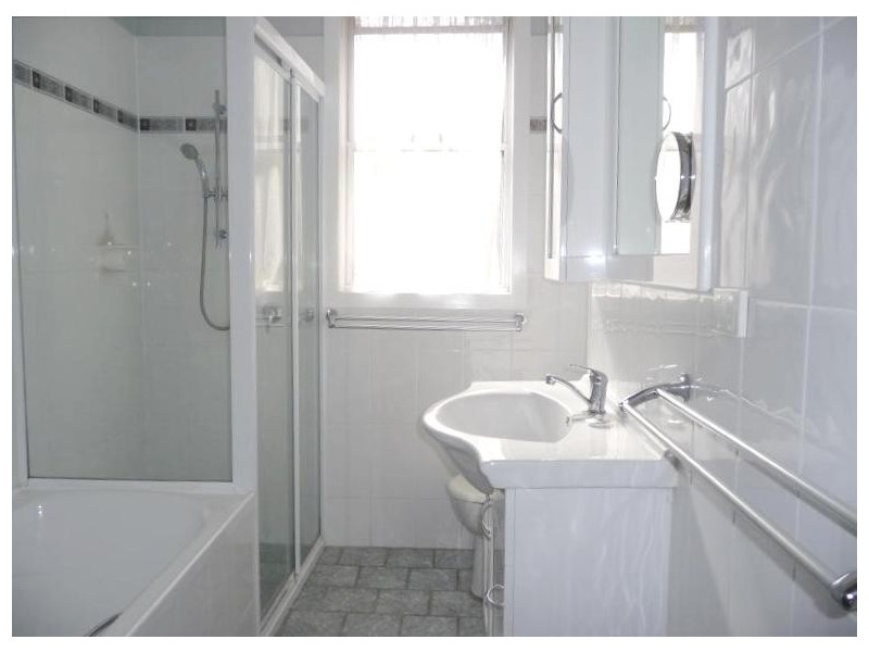 18 Latham Avenue, Taree NSW 2430