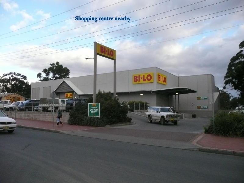 18 Rosier Place, Old Bar NSW 2430