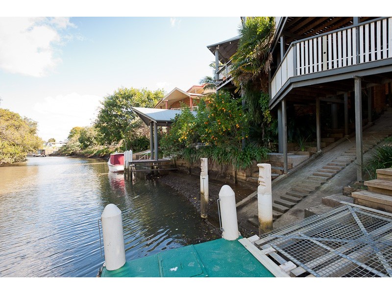 16A Crescent Avenue, Taree NSW 2430