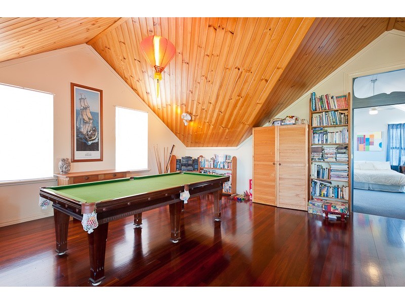 16A Crescent Avenue, Taree NSW 2430