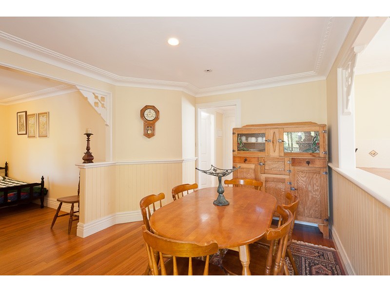 16A Crescent Avenue, Taree NSW 2430