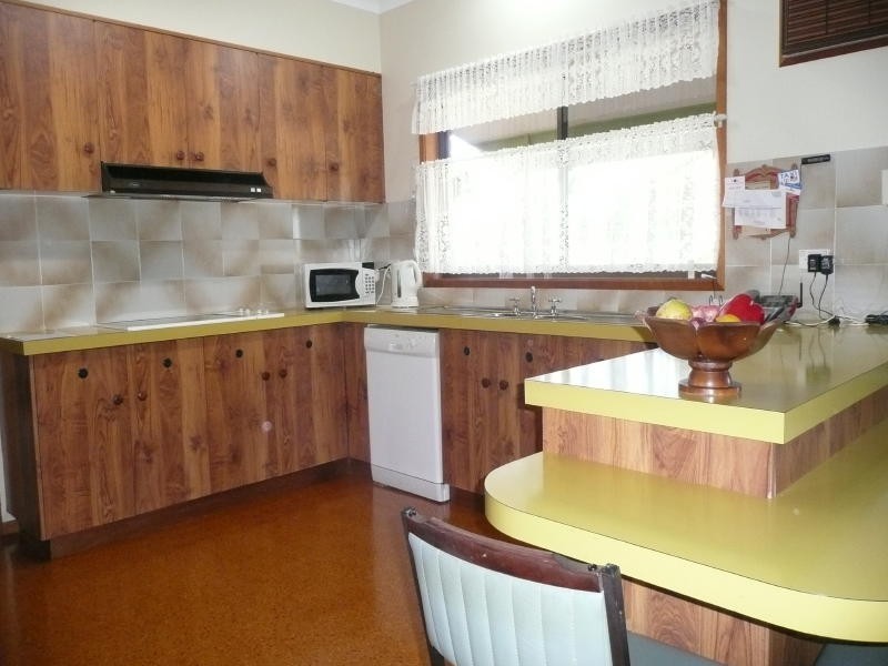 8 Dugdale Avenue, Taree NSW 2430