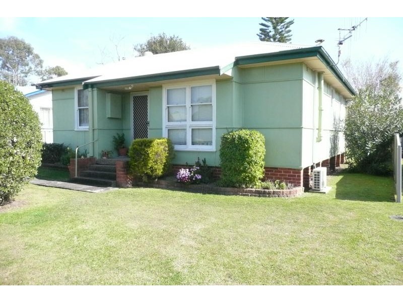 14 Plummer Street, Taree NSW 2430