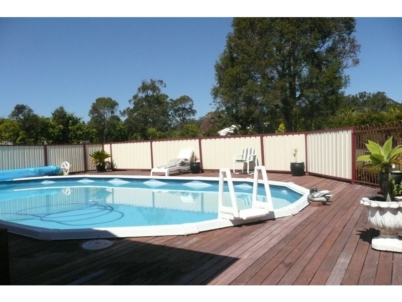 16 South Heron Road,, Old Bar NSW 2430