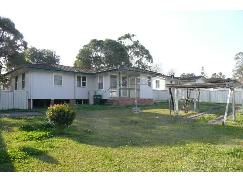 11 Pindari Crescent, Taree NSW 2430