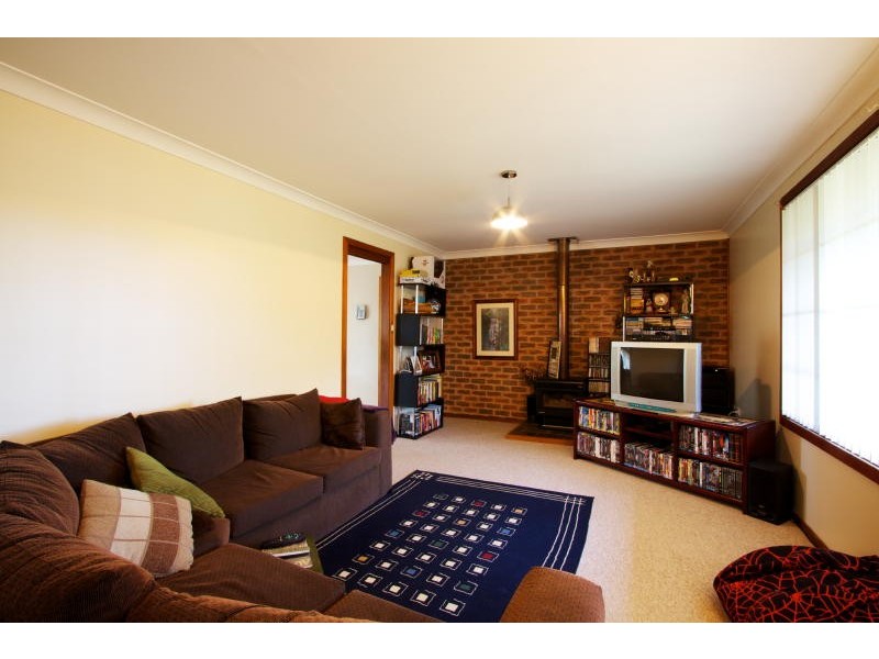 1 Gollan Avenue, Tinonee NSW 2430