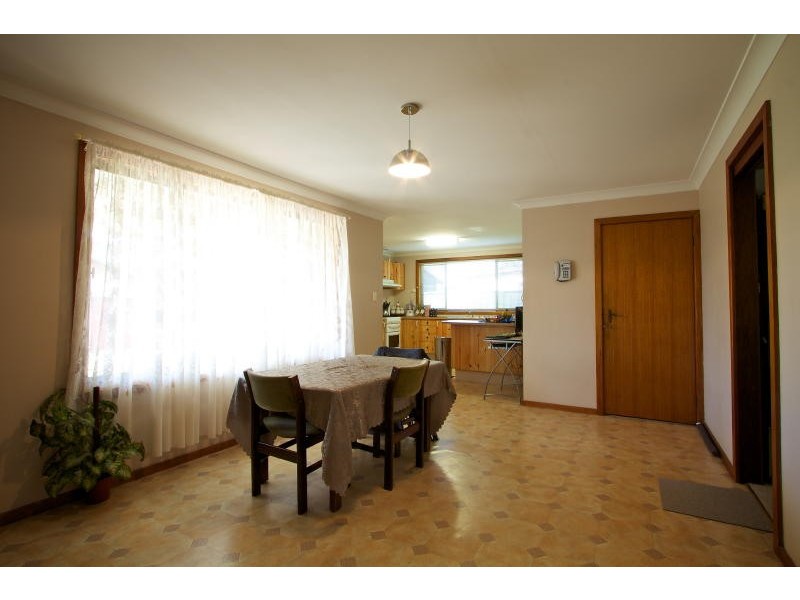 1 Gollan Avenue, Tinonee NSW 2430