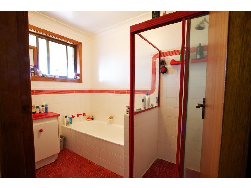 1 Gollan Avenue, Tinonee NSW 2430