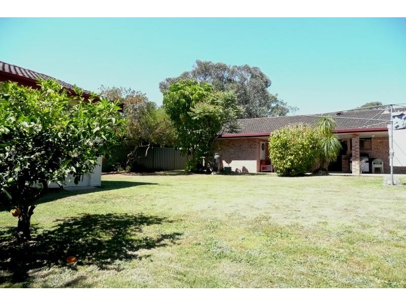 1 Gollan Avenue, Tinonee NSW 2430