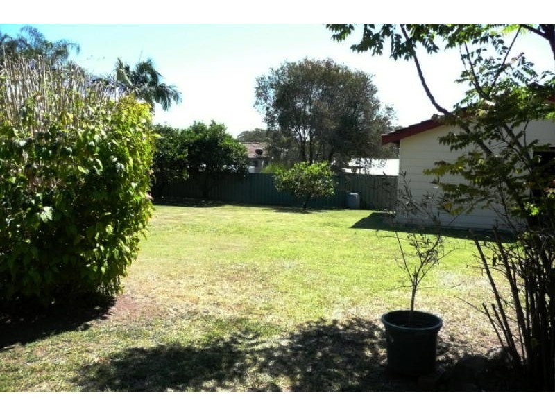 1 Gollan Avenue, Tinonee NSW 2430