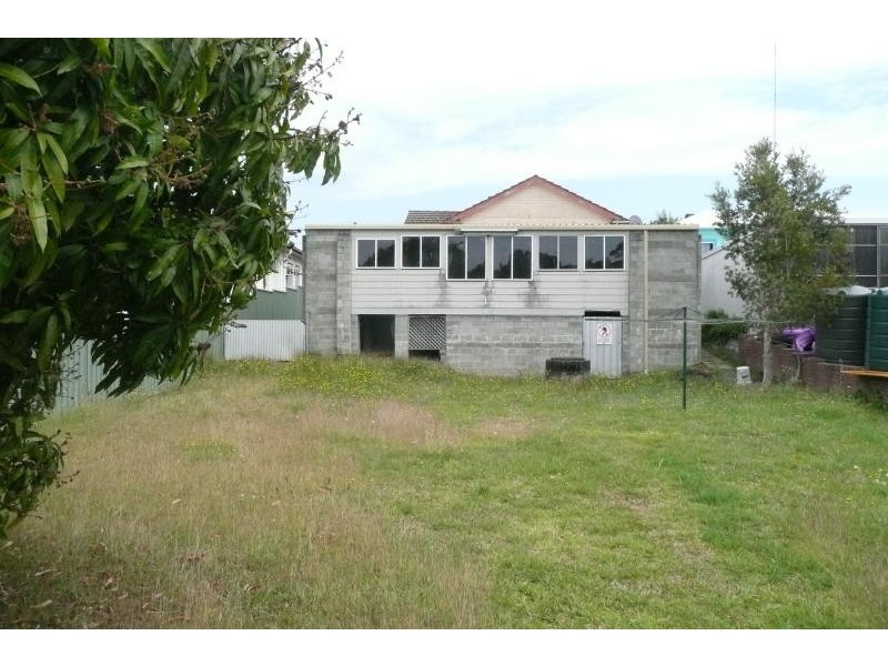 38 Crescent Avenue, Taree NSW 2430