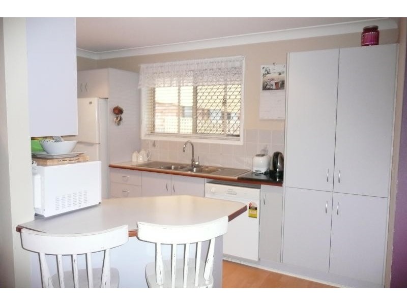 2/27 Palanas Drive, Taree NSW 2430