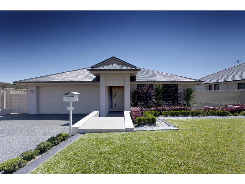 14 Janice Street, Wallabi Point NSW 2430