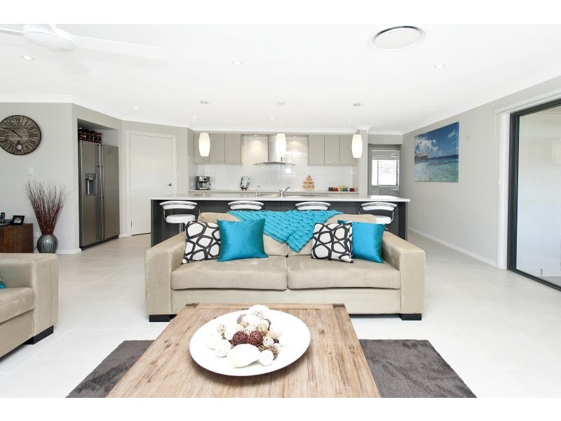 14 Janice Street, Wallabi Point NSW 2430