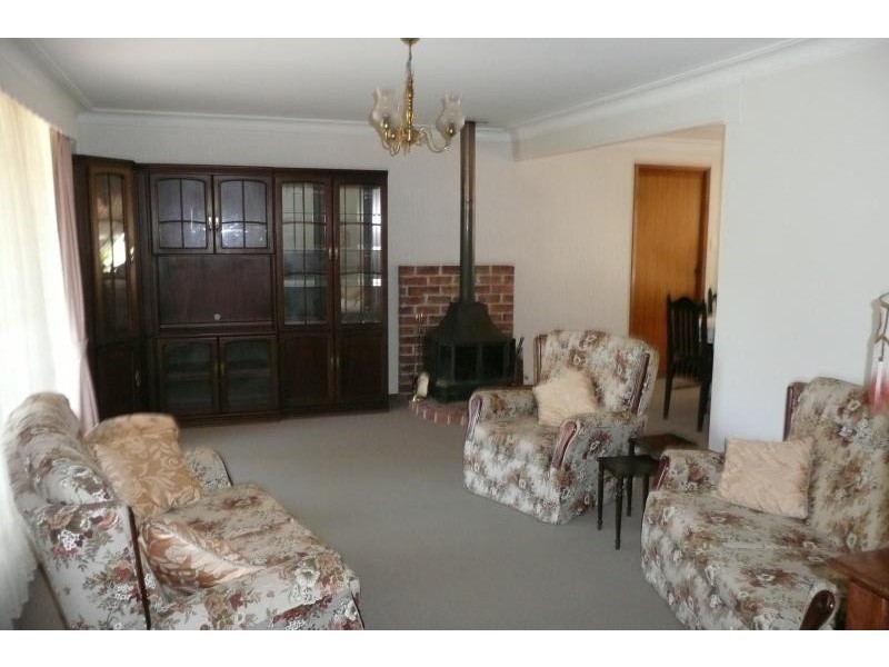 33 Amaroo Drive, Taree NSW 2430