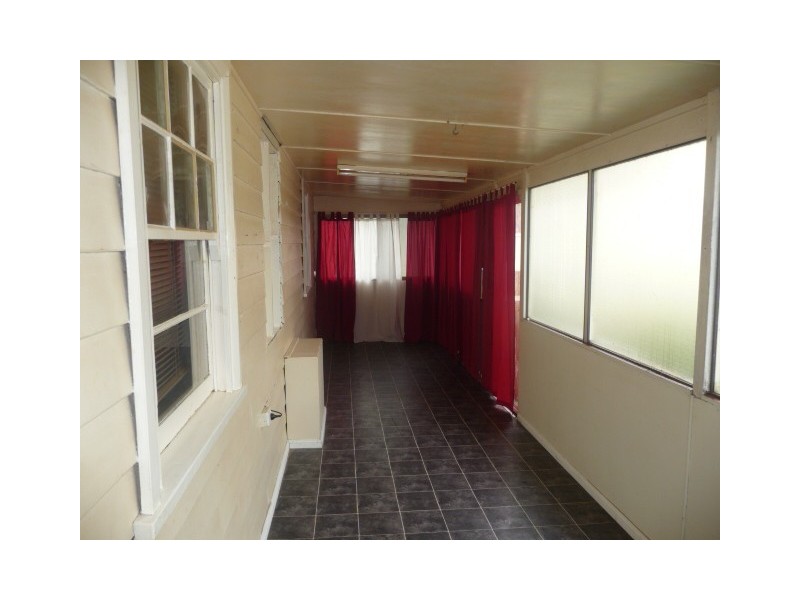 74 Commerce Street, Taree NSW 2430