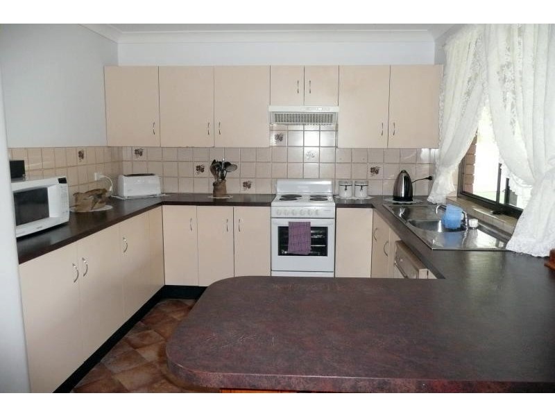 67 Bushland Drive, Taree NSW 2430
