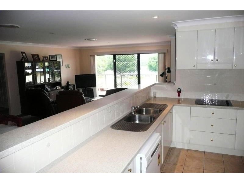 1/225-227 Victoria Street, Taree NSW 2430