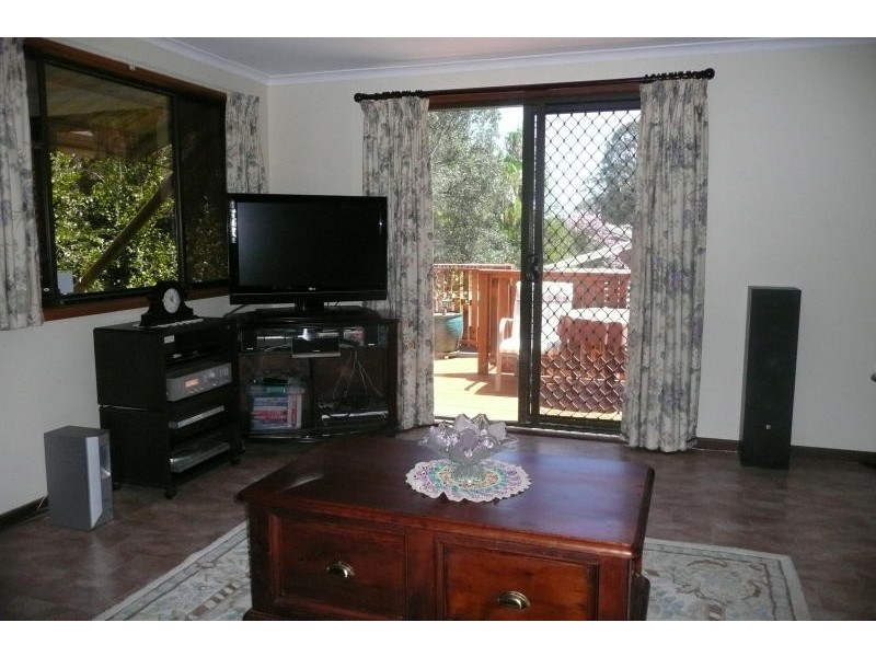 35 Winter Street, Tinonee NSW 2430