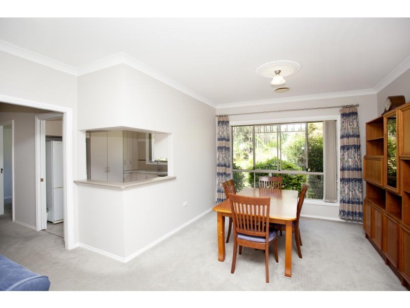 4 Hina Close, Old Bar NSW 2430
