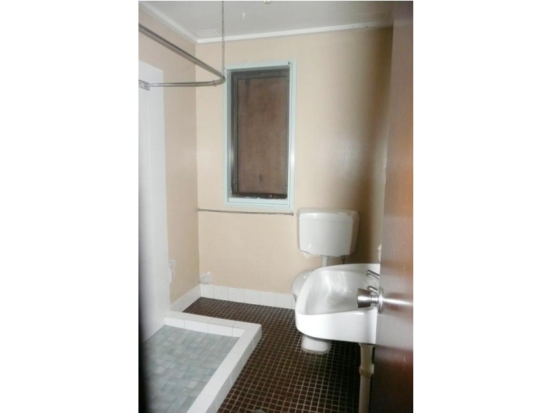 20 Valerie Street, Taree NSW 2430