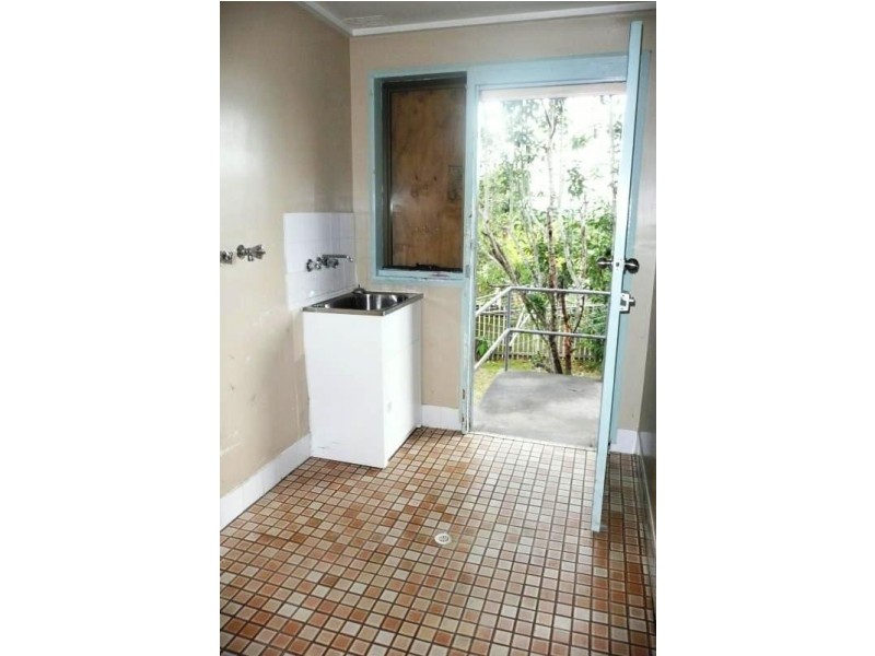 20 Valerie Street, Taree NSW 2430