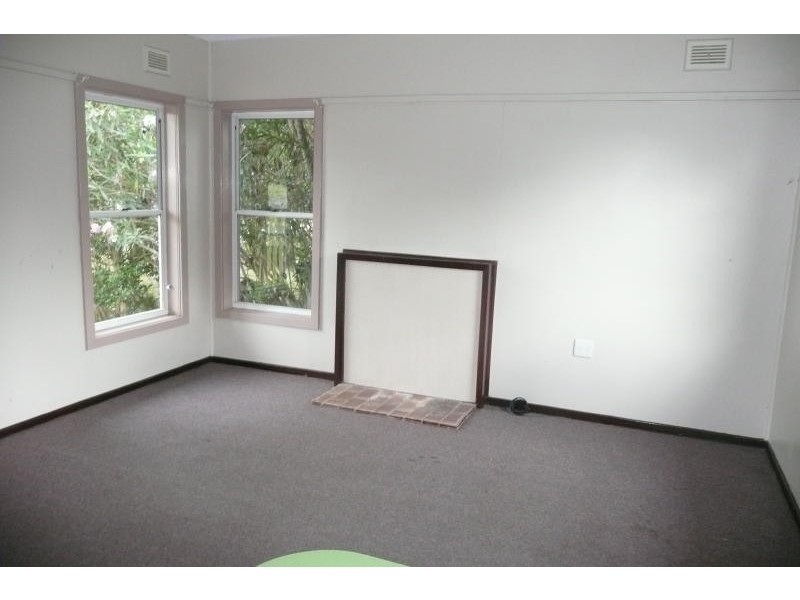 1 & 2/22 Robertson Street, Taree NSW 2430