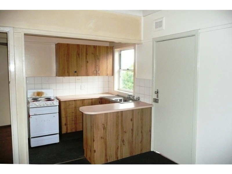 1 & 2/22 Robertson Street, Taree NSW 2430