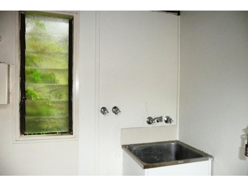 1 & 2/22 Robertson Street, Taree NSW 2430