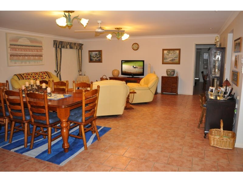 54 Killawarra Drive, Taree NSW 2430