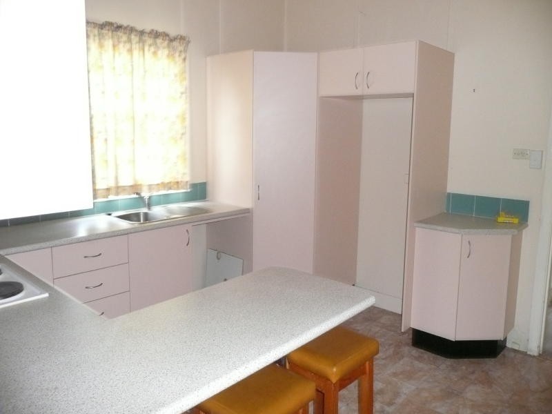 4 York Street, Taree NSW 2430