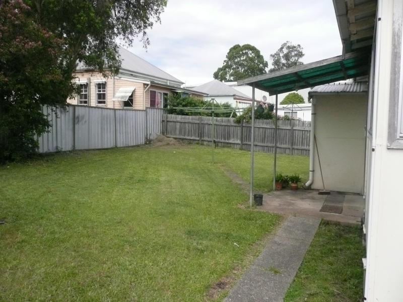 4 York Street, Taree NSW 2430