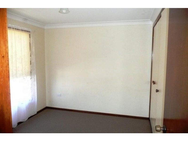 4 Nioka Place, Taree NSW 2430