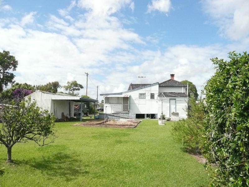 1 Eric Street, Taree NSW 2430