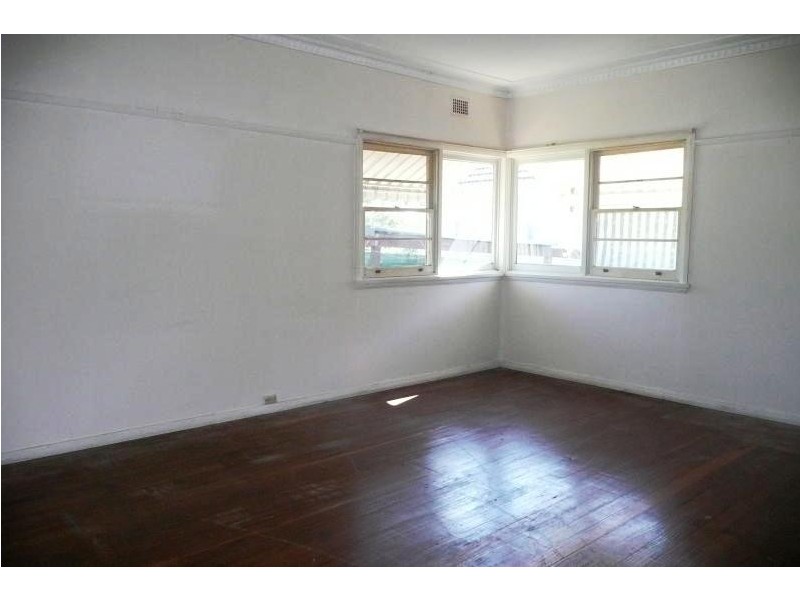 37 Bahtoo Parade, Taree NSW 2430