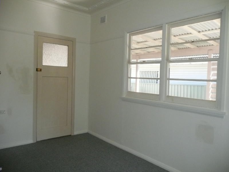 37 Bahtoo Parade, Taree NSW 2430
