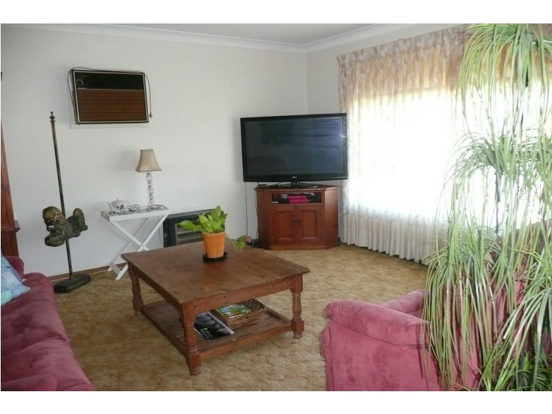 9 Kendall Parade, Cundletown NSW 2430