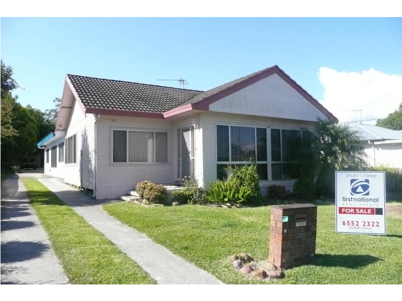 35 Oxley Street, Taree NSW 2430