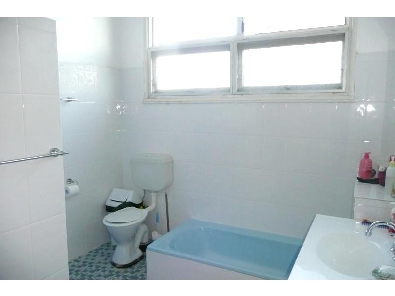 82 Oxley Street, Taree NSW 2430