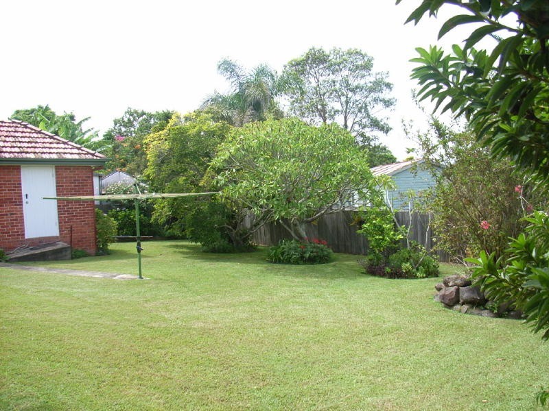 6 Hinten Crescent, Taree NSW 2430