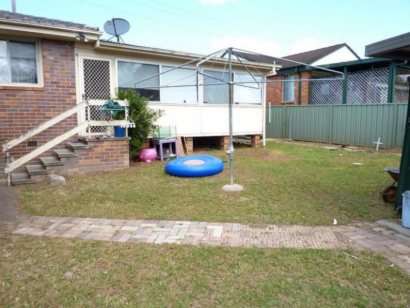 5 Ronald Road, Taree NSW 2430