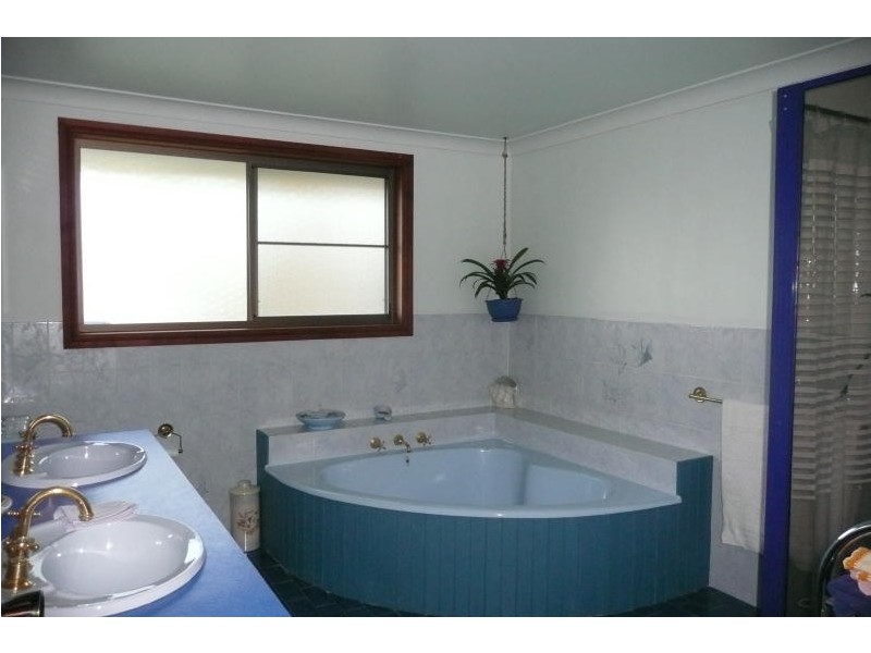 72 Woola Road, Taree NSW 2430