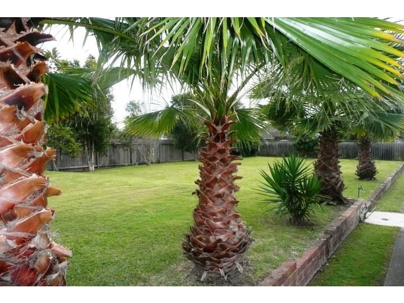 2/39 Old Bar Road, Old Bar NSW 2430
