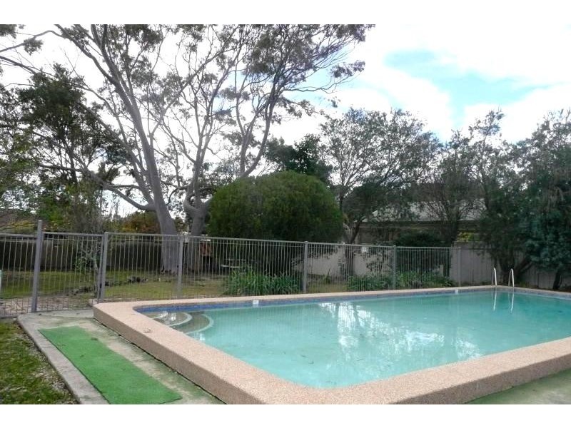 2/39 Old Bar Road, Old Bar NSW 2430