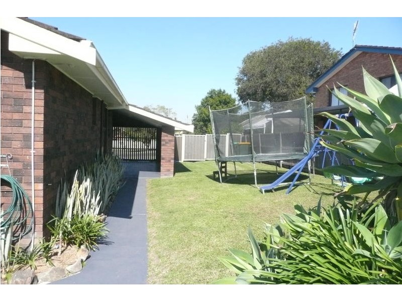 4 Orana Crescent, Taree NSW 2430