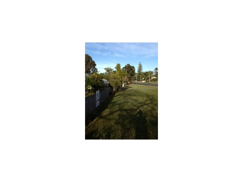 22 Macquarie Streeet, Coopernook NSW 2426