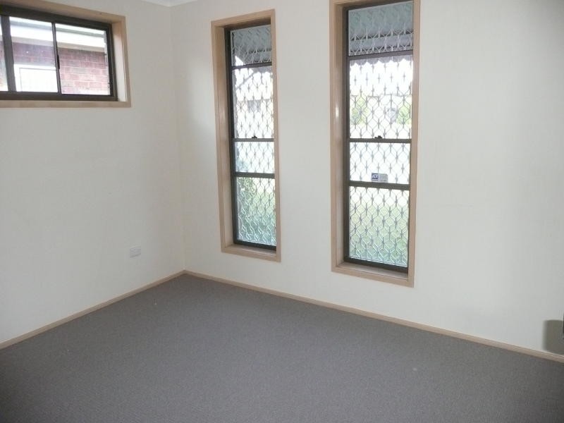 24 Hickory Crescent, Taree NSW 2430