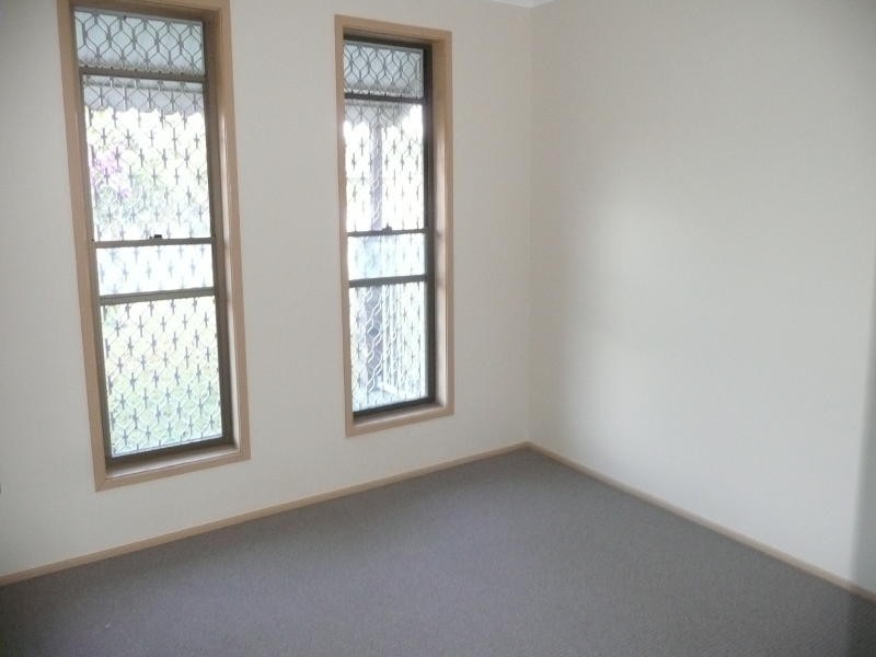 24 Hickory Crescent, Taree NSW 2430