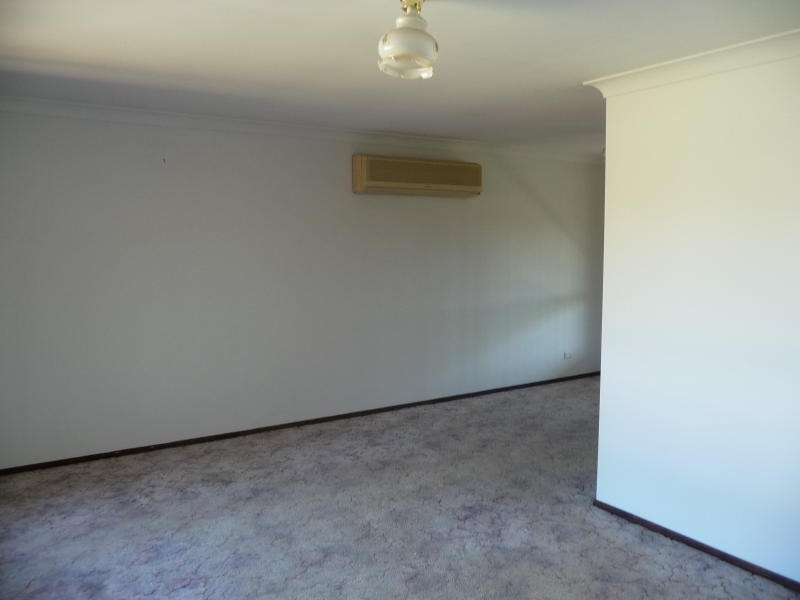 4 Woodcliffe Parade, Taree NSW 2430