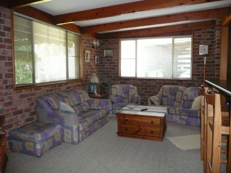 16 Wootton Crescent, Taree NSW 2430